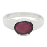 Bruna Red Solitaire Ring with Oval Gemstone Garnet Red